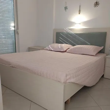 Susy Sea View Apartmán *