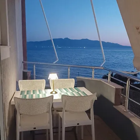 Susy Sea View * Sarandë