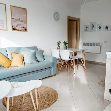 Susy Sea View Апартаменты